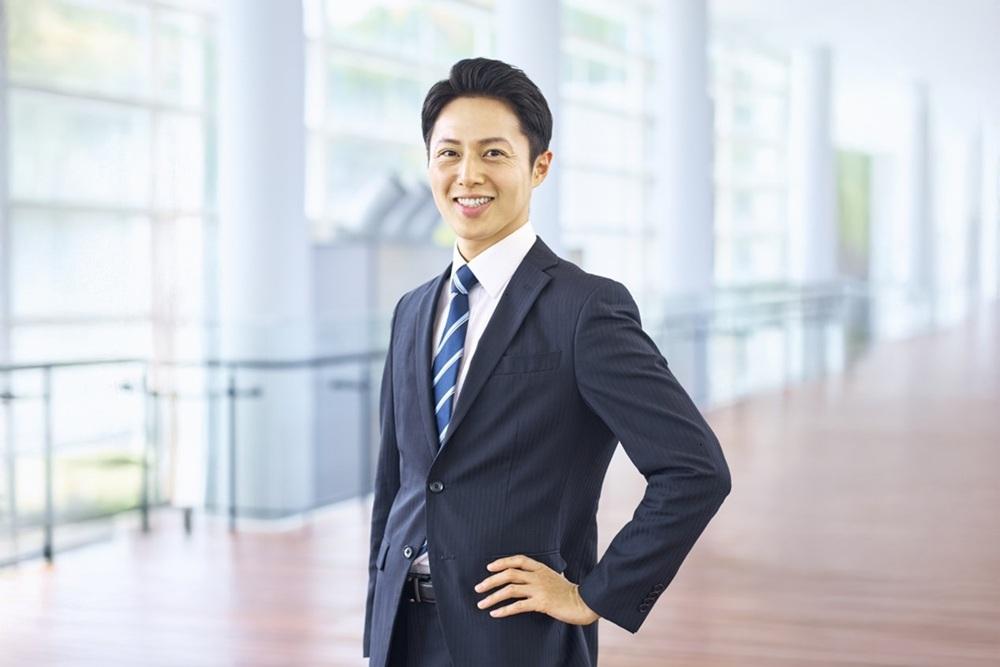 スーツ生地のブランドを厳選！素材の違いや選び方のポイントも紹介