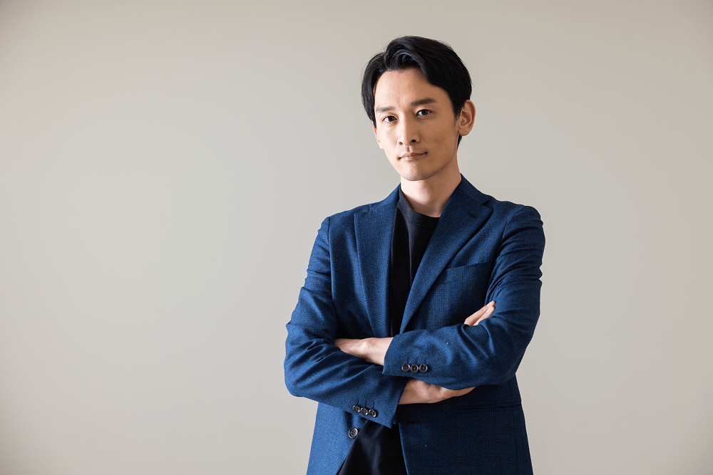 カジュアルフォーマルとは？男性向け基本マナーと年代別おすすめコーデを徹底解説