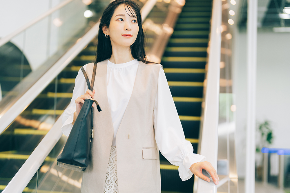 ロングジレコーデの基本ガイド！季節別ポイントやカラー別の印象を徹底解説