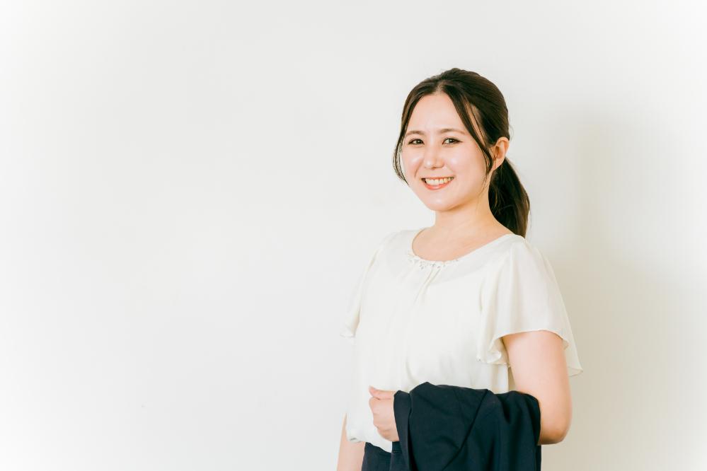 女性のクールビズのマナーは？おすすめのスーツや選び方のコツを紹介