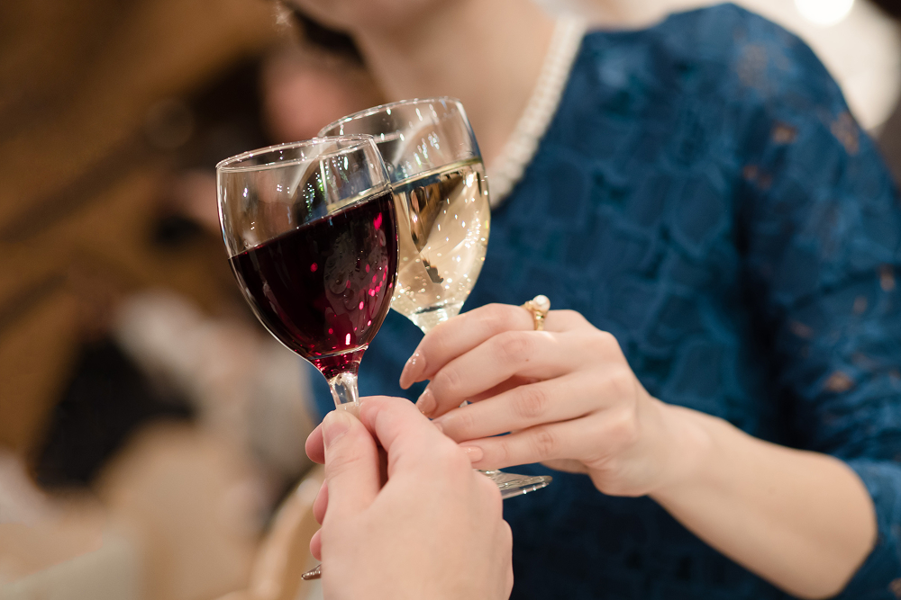 女性の平服コーデとは？シーン別で着こなし方を徹底解説！