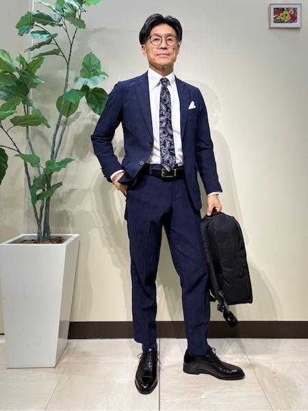 button-down-with-tie05.jpg