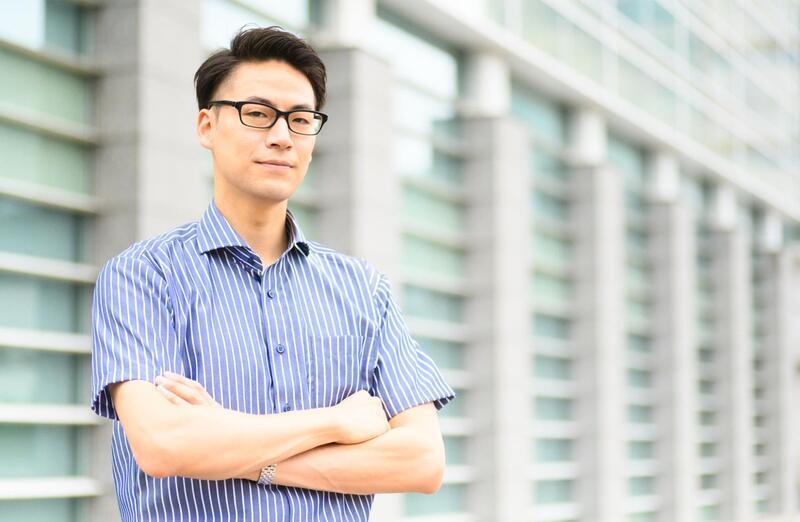 【カッチリ度★★☆】一般的な職場におすすめのクールビズコーデ