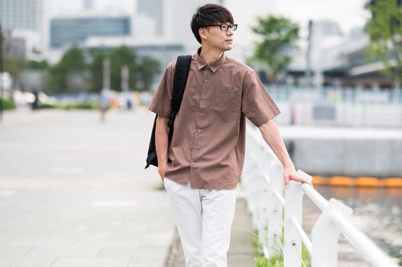 チノパンの特徴や選び方を踏まえて、多彩なコーデを考えてみよう!