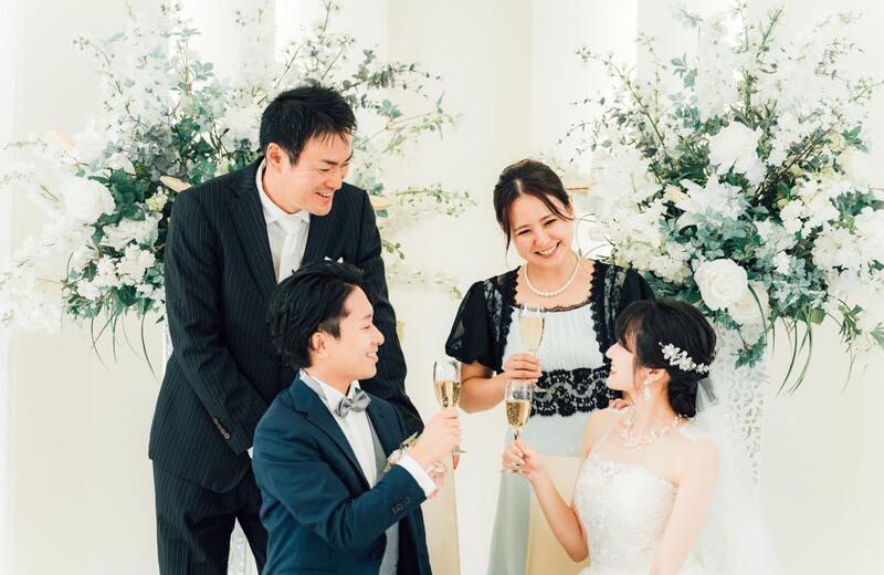 結婚式にふさわしいシャツを選んでおしゃれに着こなそう