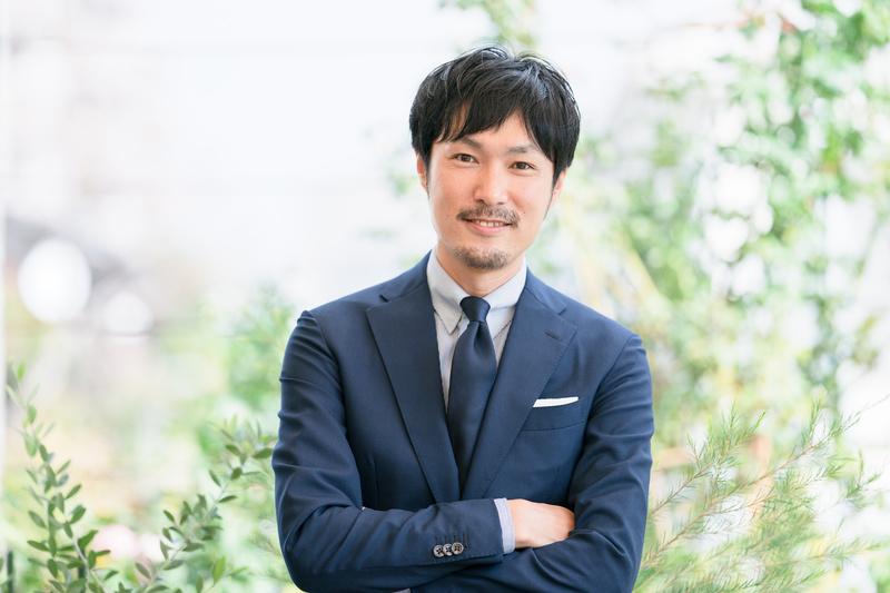 【冬】シックなおしゃれに挑戦!40代男性におすすめのスーツコーデ例