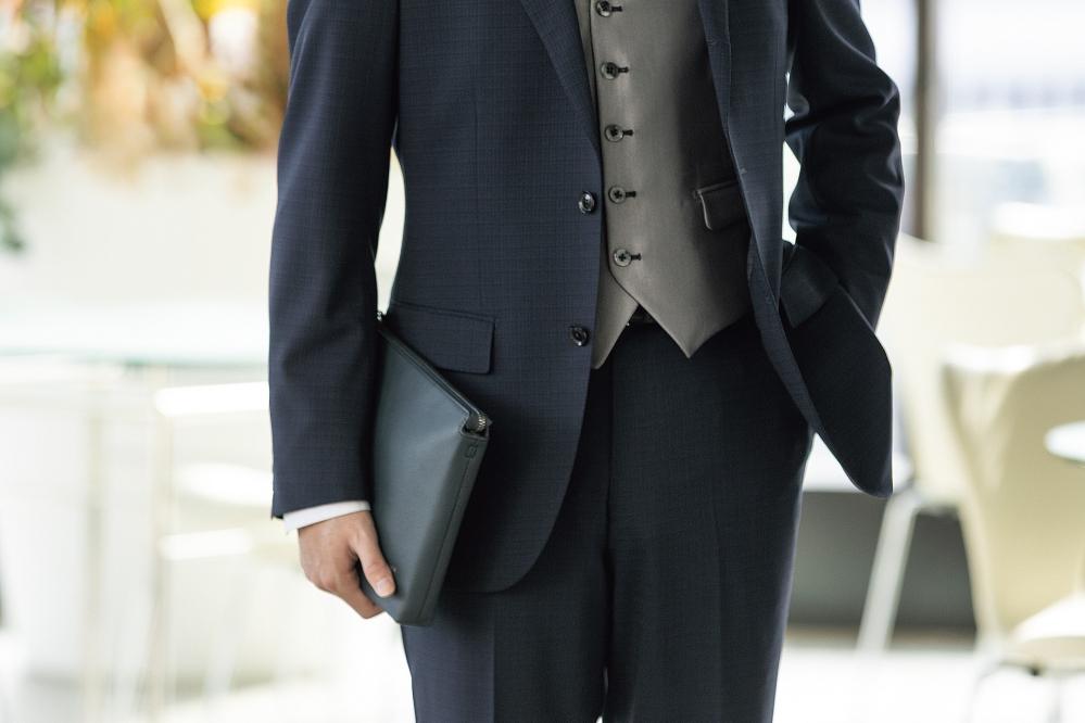 mens-wedding-bag02.jpg