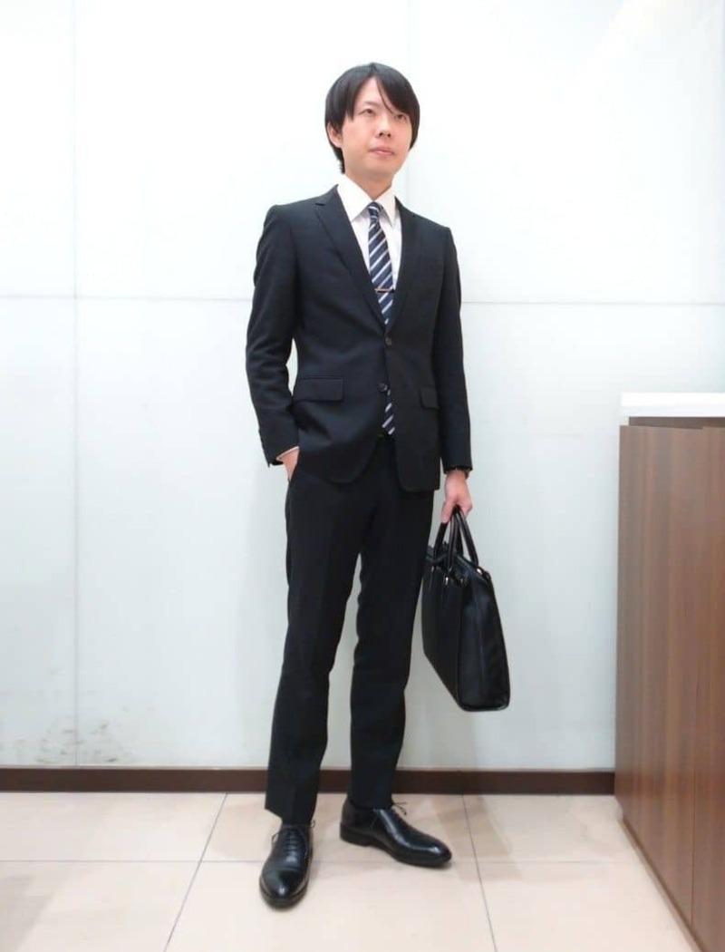 面接や就活全般で着用できる夏のスーツコーデ