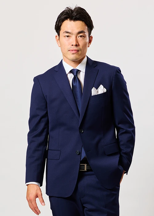 森井健太選手スーツ着用イメージ