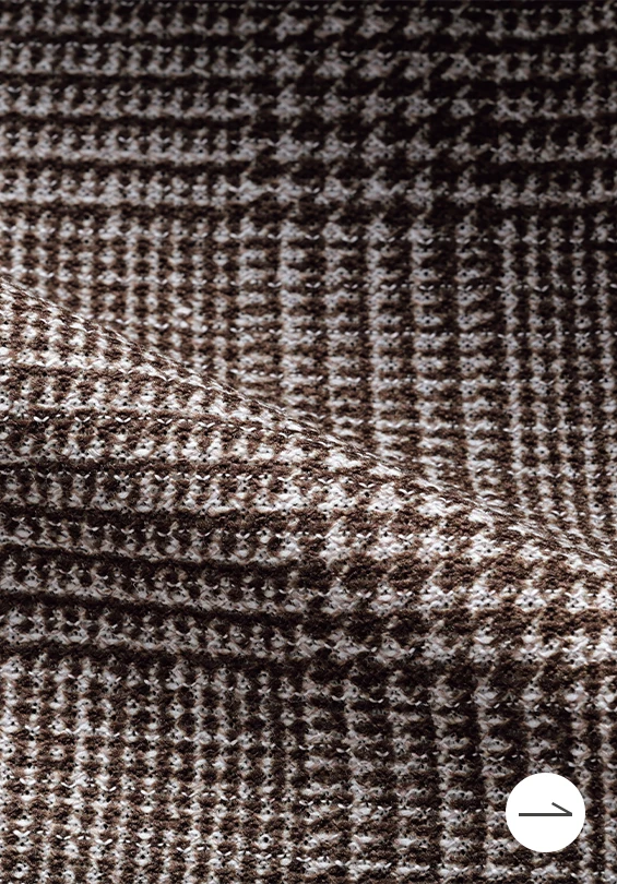 尾州リネン混 エアリーニットジャケット ブラウン マイクロ柄の生地のイメージ