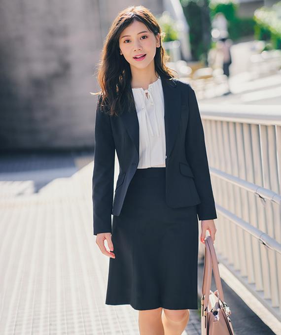 Cancam3月掲載 It Girlが着る Aoki Cancamコラボ Aokiのお仕事服なら自分に似合うが見つかる 特集 Aoki公式通販