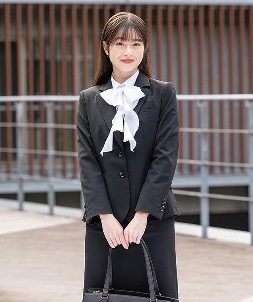 360°キレイ黒無地スーツ