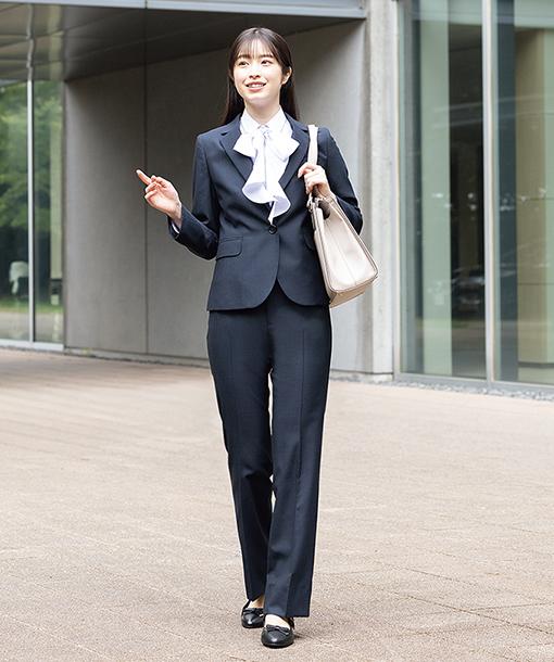 360°キレイ紺無地調スーツ