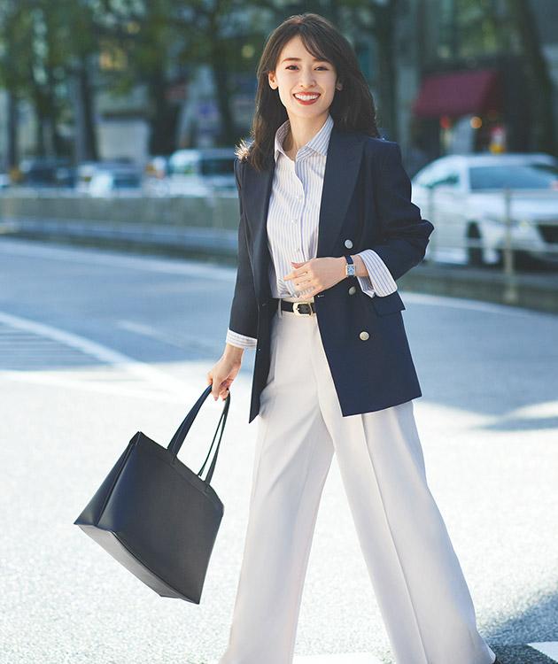 軽やかな大人トラッドで働く気分をアップデート