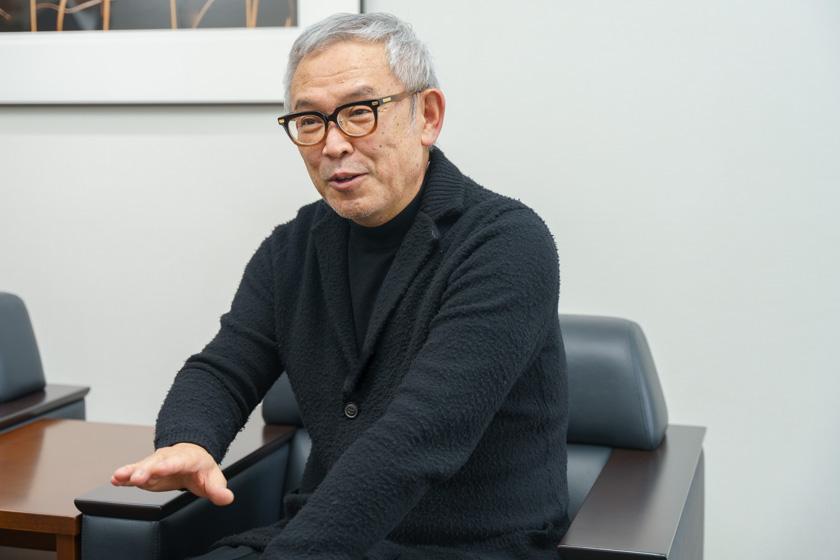 性別・年齢問わず全ての人がどんな時でもフォーマルに着られる服を目指した