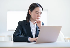 【就活生向け】業界研究のやり方を徹底解説！各業界の特徴一覧も紹介