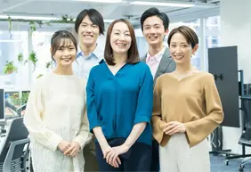 【男女別】面接でオフィスカジュアルを指定された際の選び方！NGな服装とあわせてご紹介