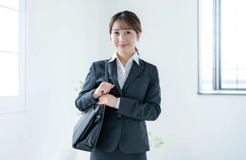 【レディース】入社式の服装選びのポイント