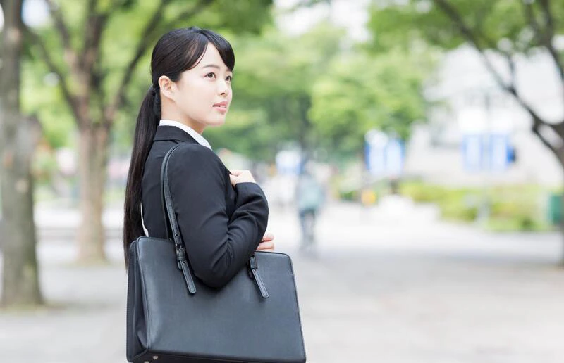 【レディース】入社式のおすすめコーデ