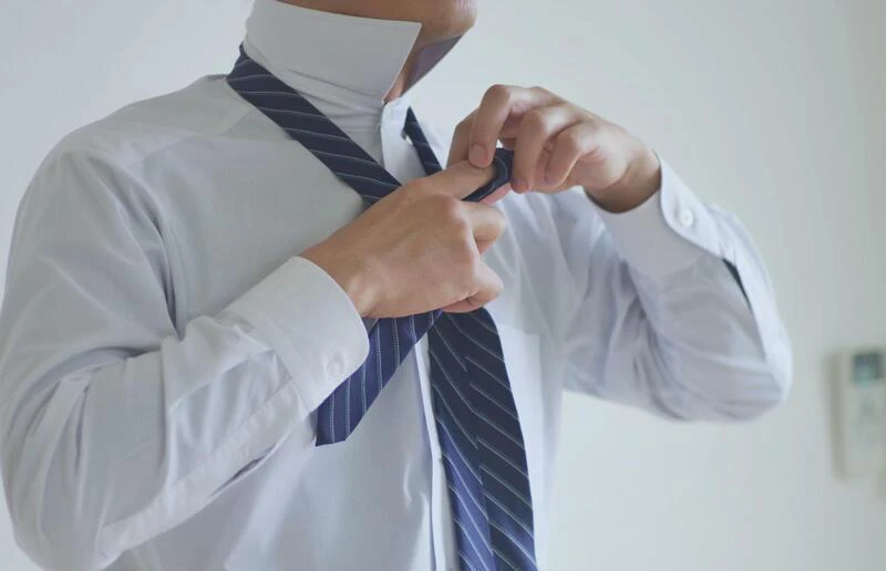 スーツにぴったり合うワイシャツを着て就活へ挑もう！