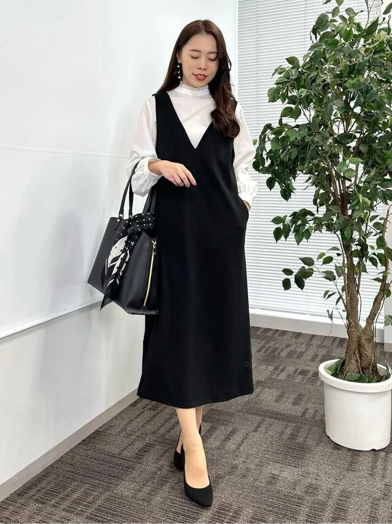 1枚でスタイルが完成するワンピースのきれいめコーデ