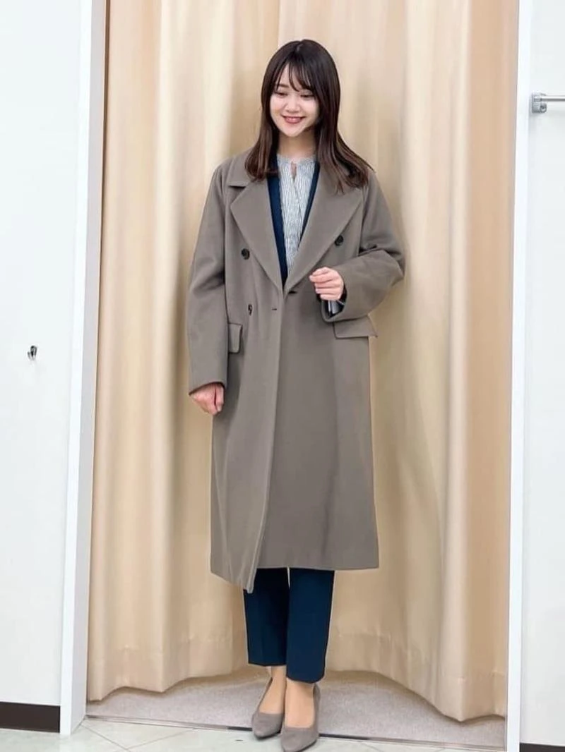 着心地のよいウールコートを使用した冬コーデ