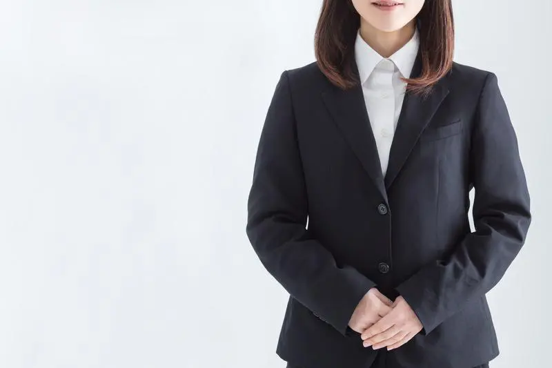 【レディース】証明写真の撮影におすすめのコーデ例