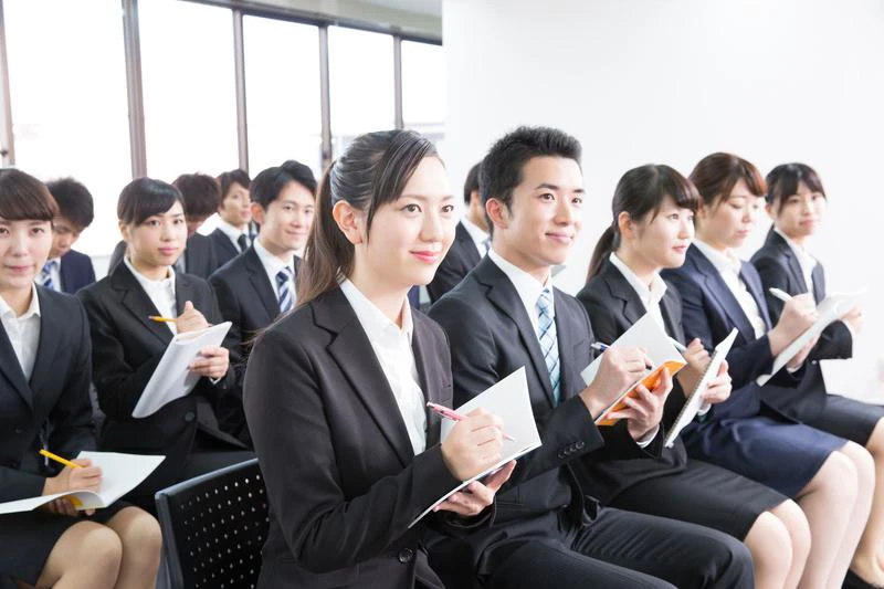 企業説明会で必要な持ち物一覧