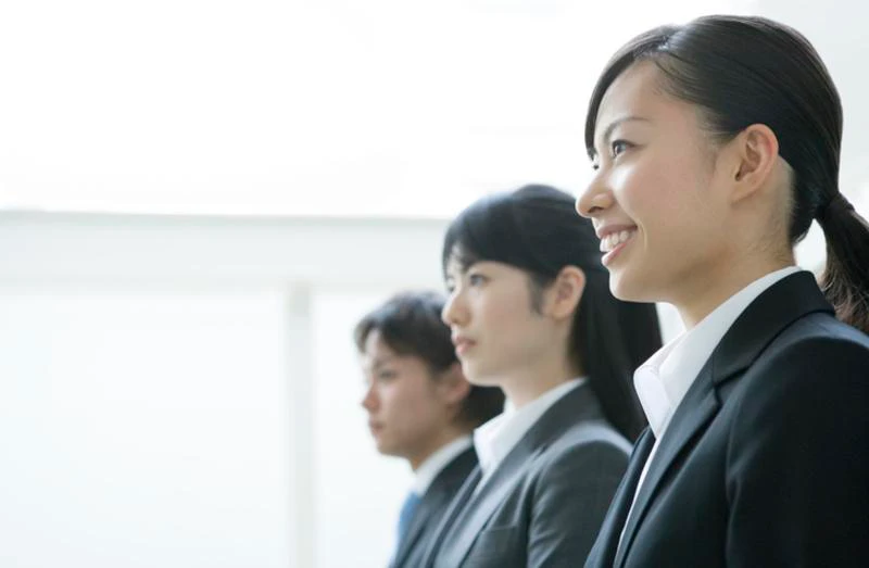 スーツの正しい着方をマスターしよう