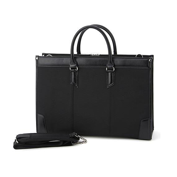 究極の就活バッグ