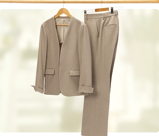 メランジストレッチセットアップベージュのイメージ
