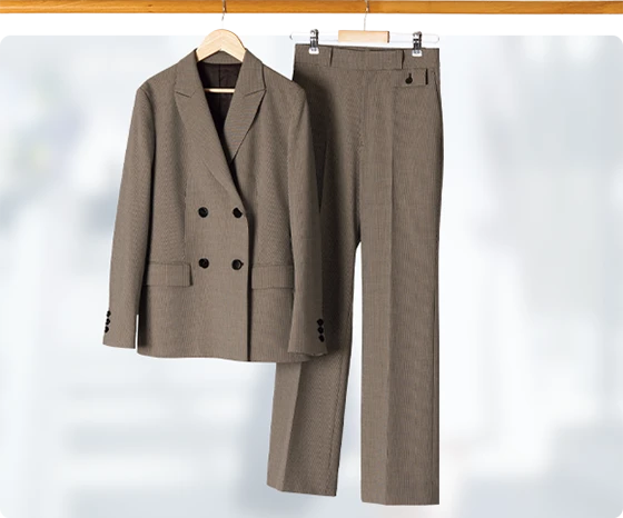 ストレッチセットアップベージュのイメージ