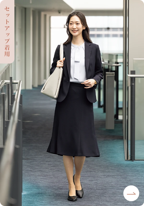 パウダリーストレッチセットアップネイビーのイメージ