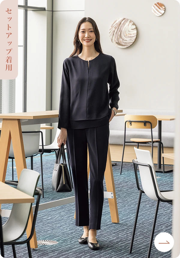 パウダリーストレッチセットアップネイビーのイメージ
