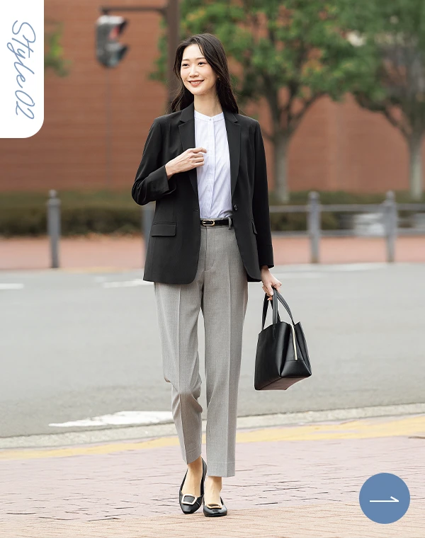 さらっとバンブー バンブーレーヨンバンドカラーシャツ 半袖 ブルーを着用したスタイル