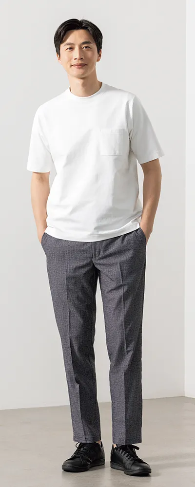 Tシャツ着用モデル画像
