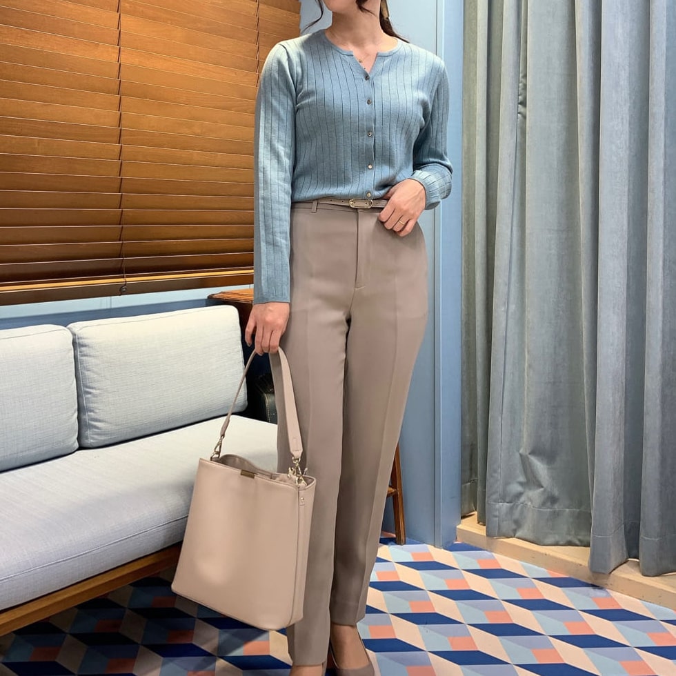 Key Neck Wide Rib Cardigan