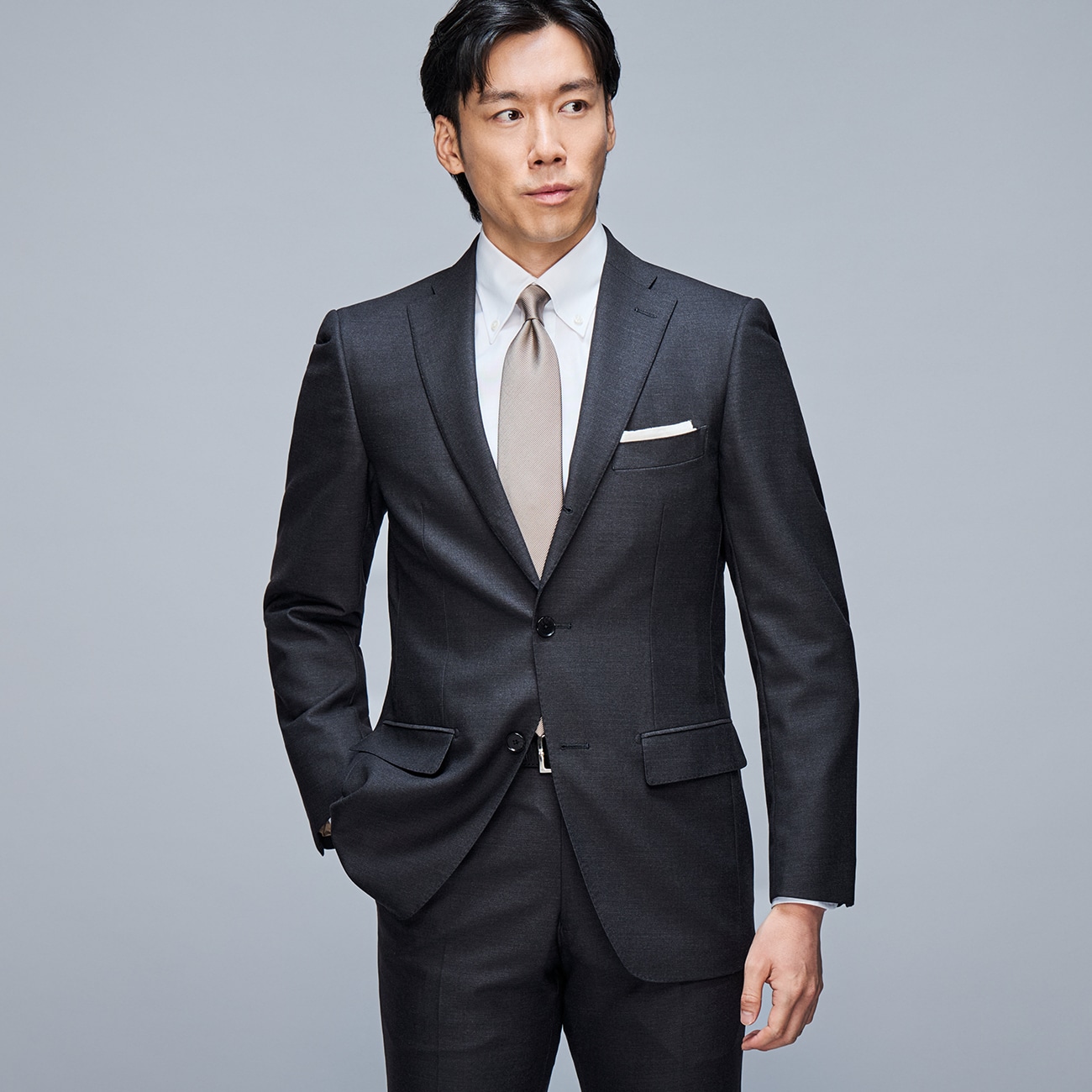 金のスーツ 段返り3つボタン チャコールグレー織柄無地 スリム JUNKO SHIMADA JS homme ブルーレーベル