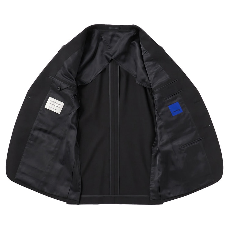 タスマニアブレンド 2パンツスーツ 段返り3つボタン 黒シャドー スリム