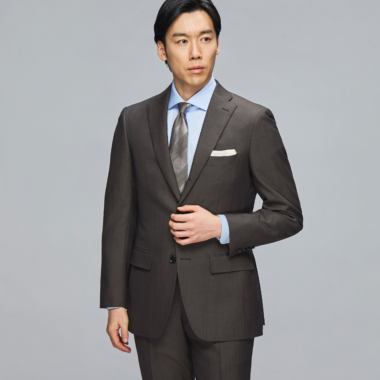 金のスーツ 段返り3つボタン 茶無地調 スリム JUNKO SHIMADA JS homme ブルーレーベル