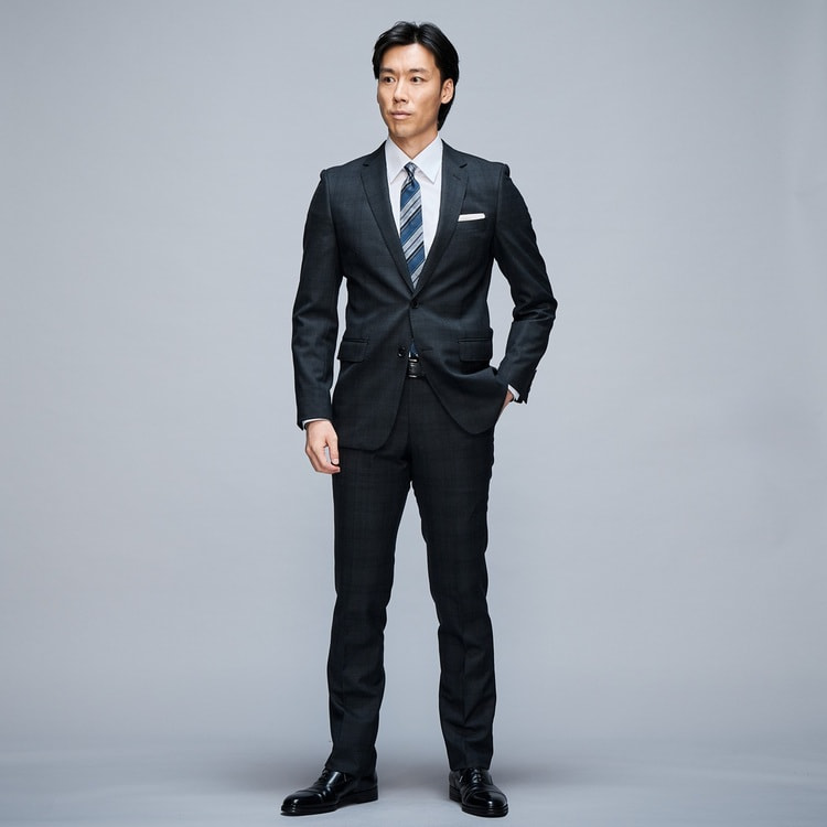 新品未使用　MAJI 上質ストレッチスーツ　スリーピース　ダークグレー　M 上質ストレッチスーツ チャコールグレーチェック MAJI スリム 別売