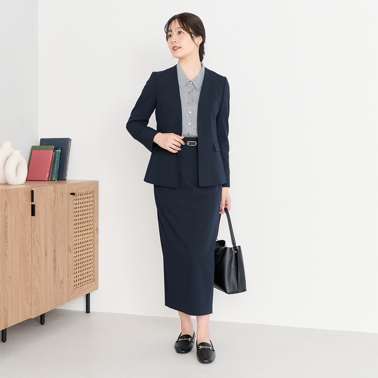 ライトストレッチ ノーカラージャケット 紺 セットアップ着用可