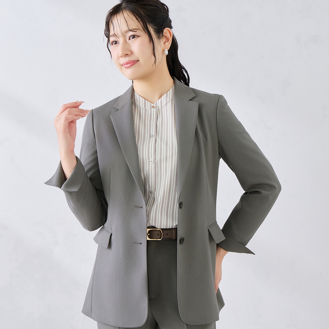 ソフトツイルストレッチテーラードジャケット｜洗える・防しわ｜グレージュ・織柄