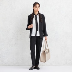 Oggiコラボ パウダリーツイル ノーカラージャケット 黒 Oggiコラボ パウダリーツイル ノーカラージャケット 黒
