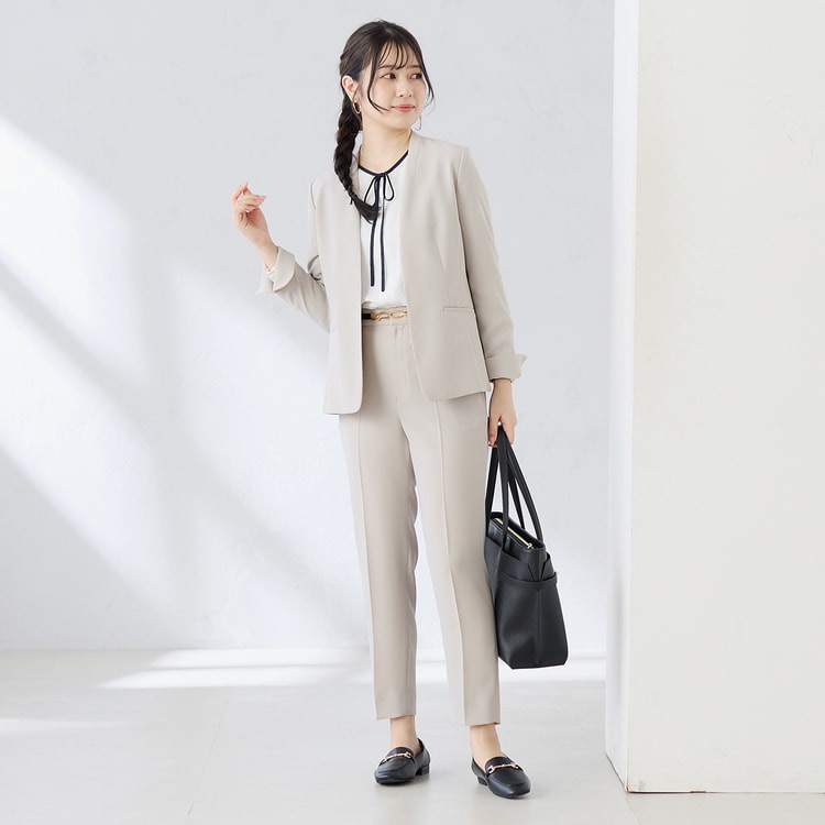 パウダリーストレッチベージュ ノーカラージャケット