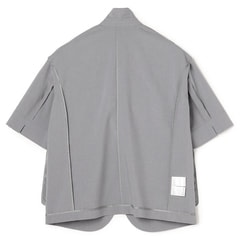 リランチェストレッチ グレー 半袖シャツジャケット セットアップ着用