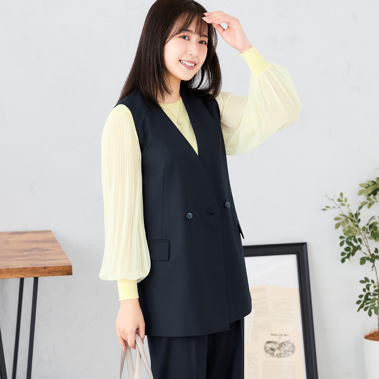Oggi&MEWORKコラボ」ネイビーセットアップの着回し紹介｜KYO【AOKI公式