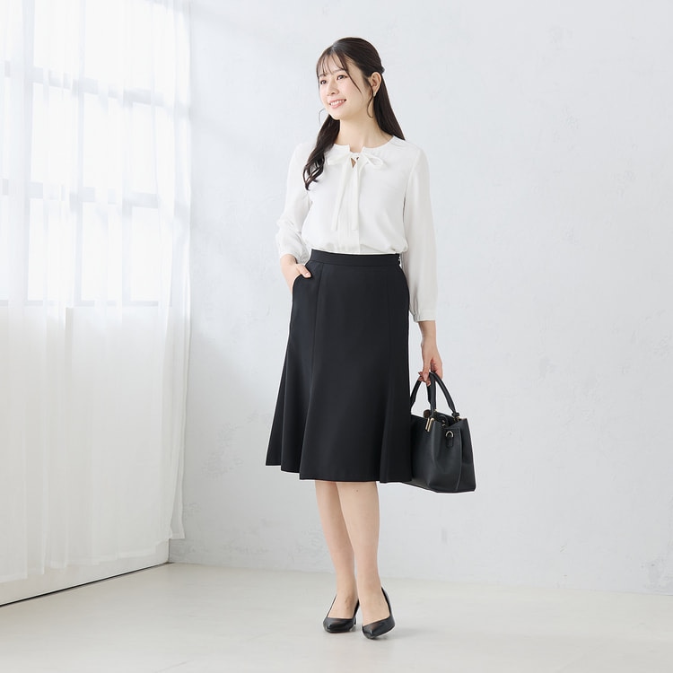 パウダリーストレッチ黒 フレアスカート セットアップ着用可