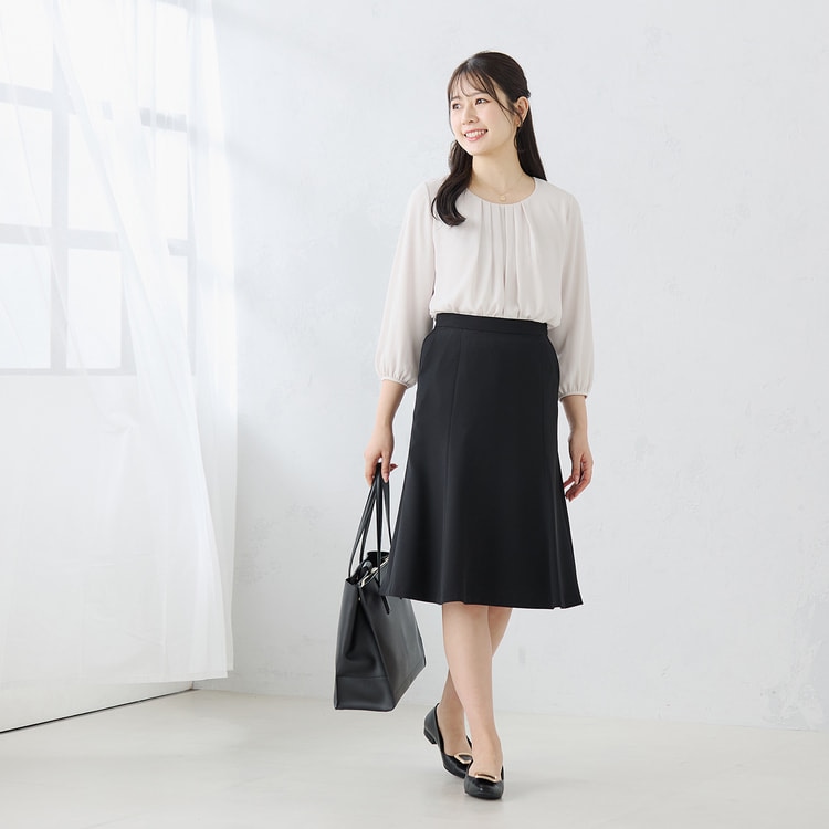 パウダリーストレッチ黒 フレアスカート セットアップ着用可
