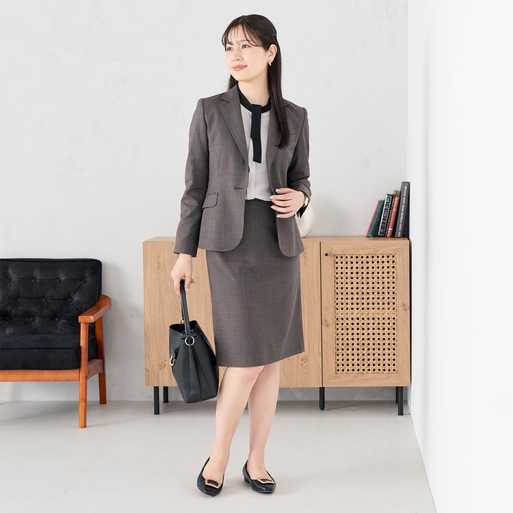 洗える360°キレイスーツ 茶 タイトスカート セットアップ着用可